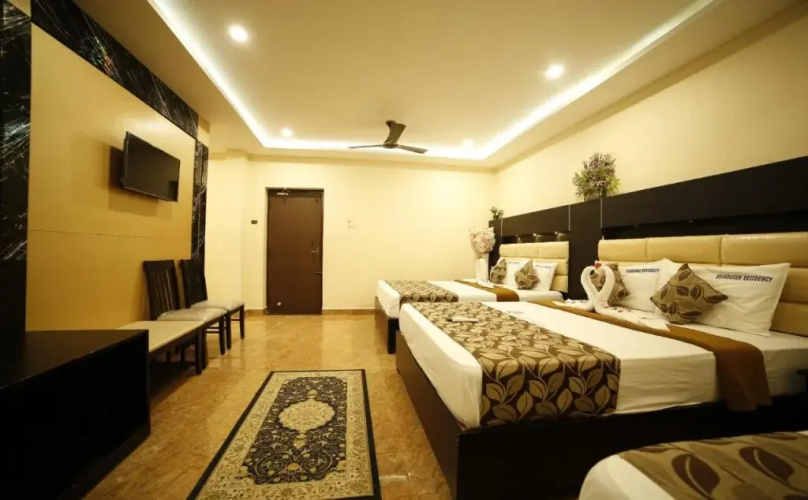 Hotel Ragavendra