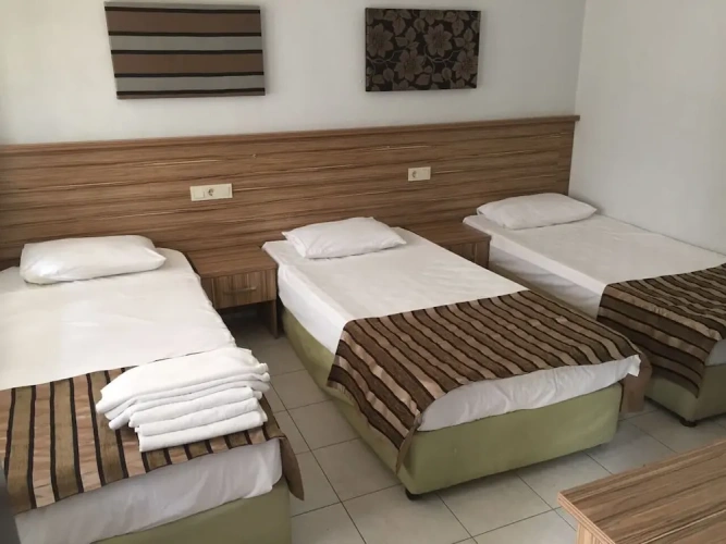 Standard Triple room with balcony