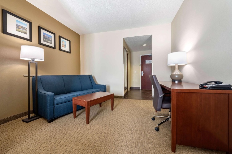 1 Bedroom Suite