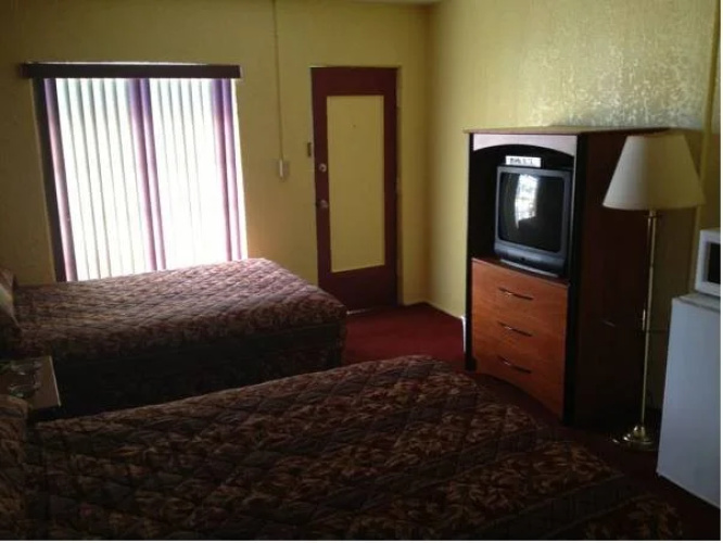 Palms Inn