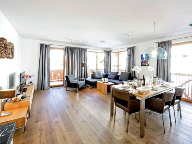 Apartment with balcony