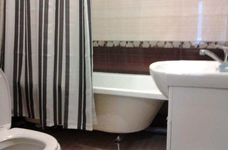 Bucks Living Quarters - Image 11