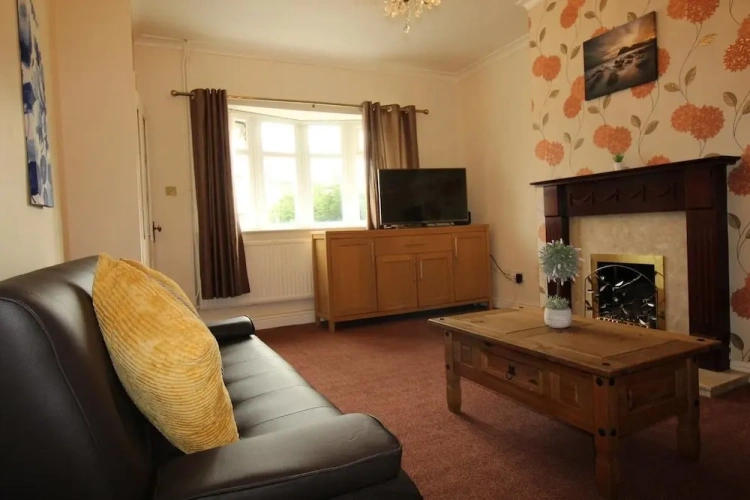 5 Bedrooms Comfort Cottage