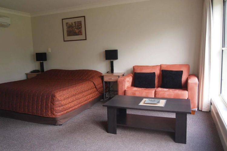 Alexander Cameron Suites