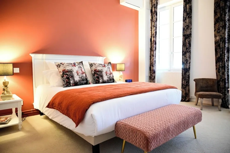 Deluxe Double room with city view