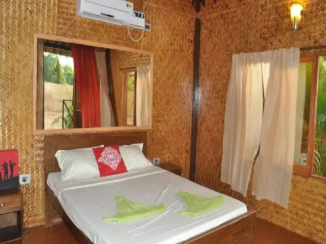 Rock Water Resort