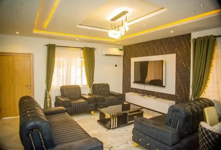 Lavish Apartment