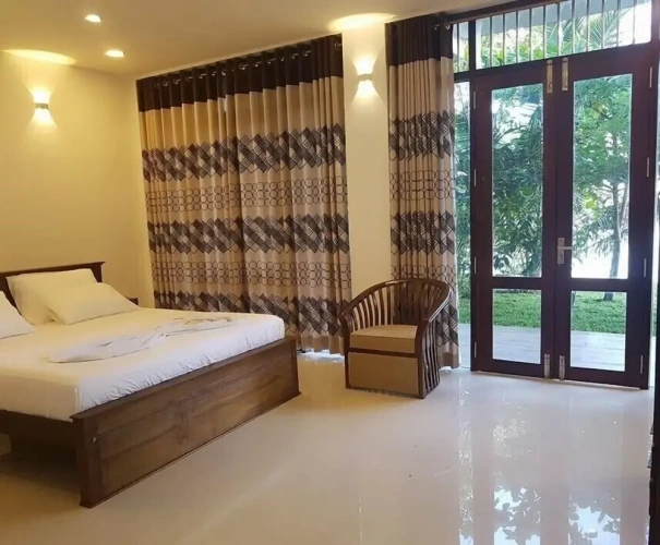 Standard Quadruple Family room with view