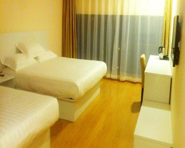 Hanting Express Jiading Middle Dengliu Road