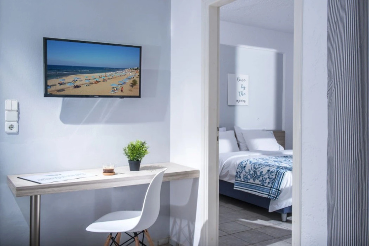 Aelia Apartments