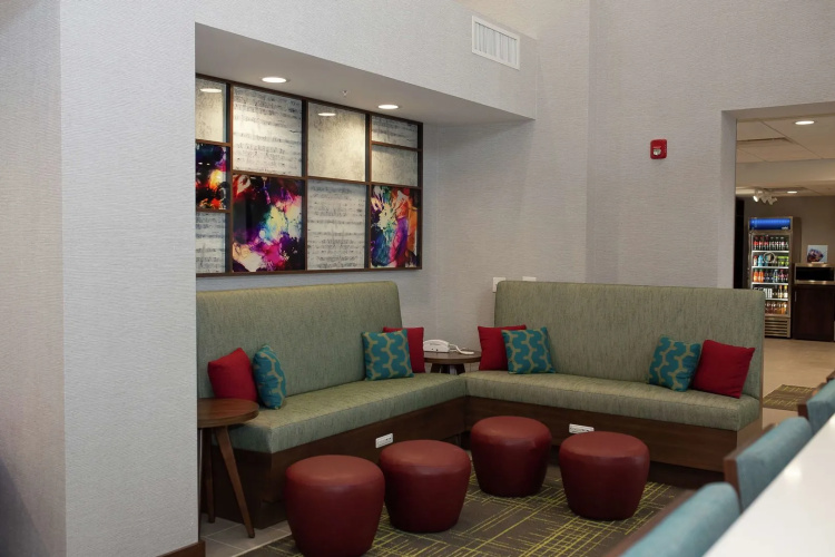 Hampton Inn & Suites Dundee