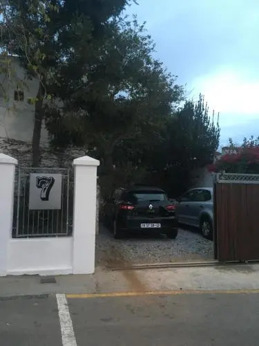 7 Guesthouse