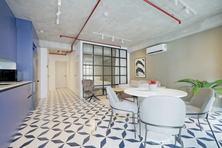 Spacious 2BR in Plaza Herrera