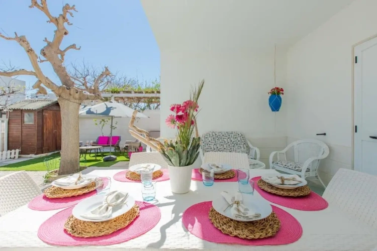3 Bedrooms Cottage