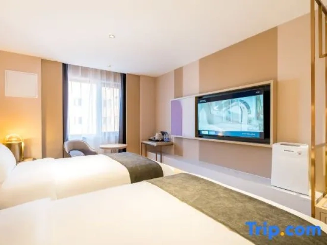 Deluxe Double room with view