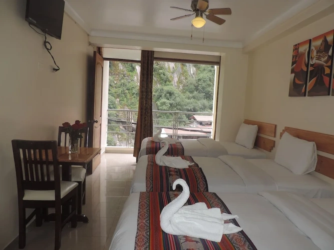 Standard Triple room