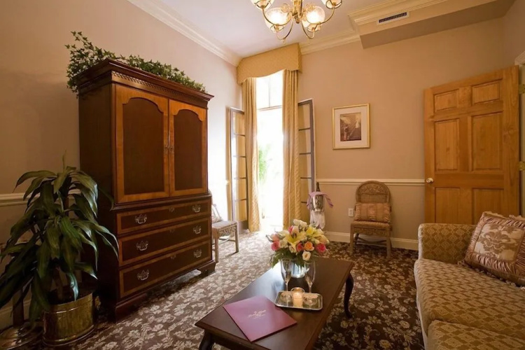 Hotel Alcott