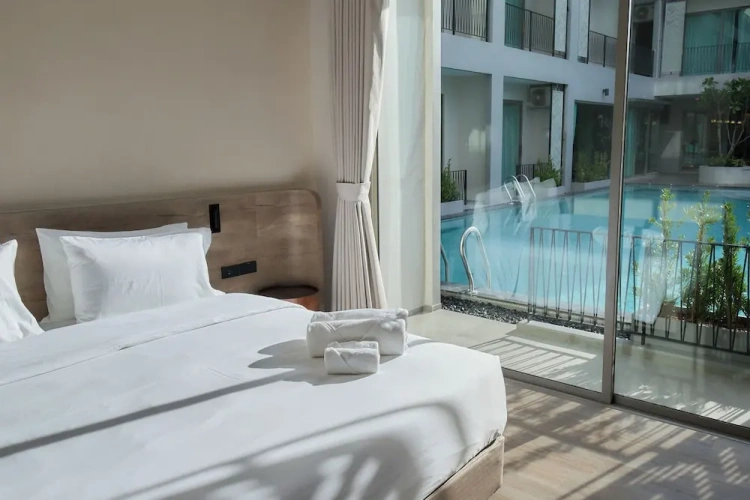 Superior Double room with pool view