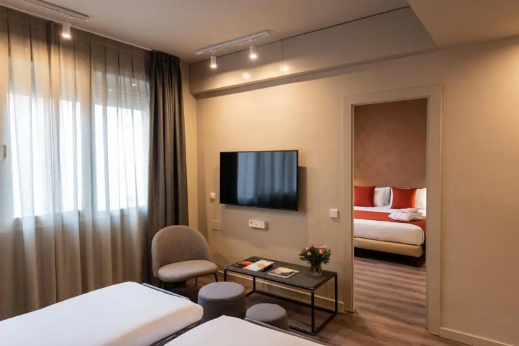 Standard Quadruple room