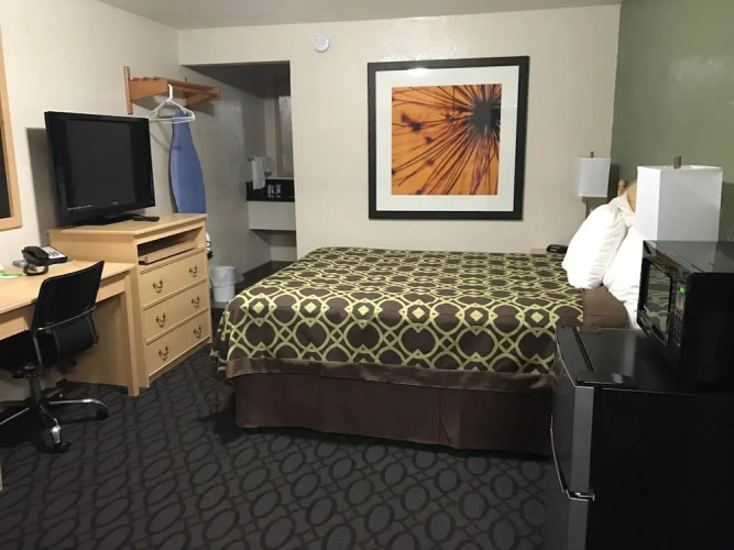 Downtown Inn