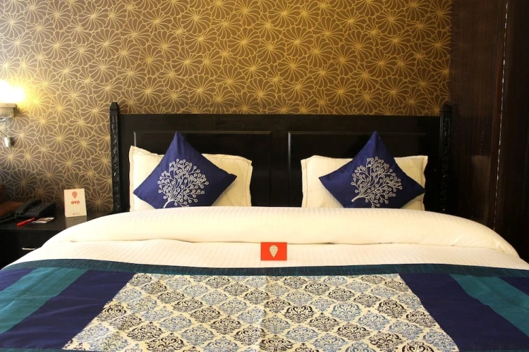 Deluxe Double room with view