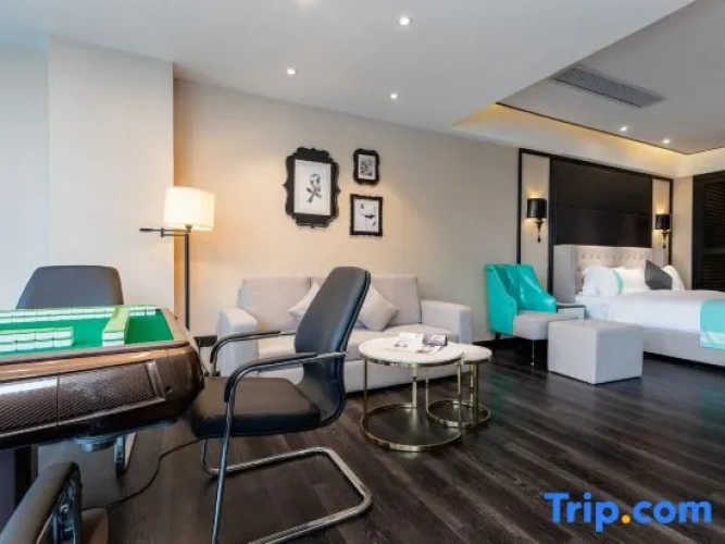 Deluxe Double Suite