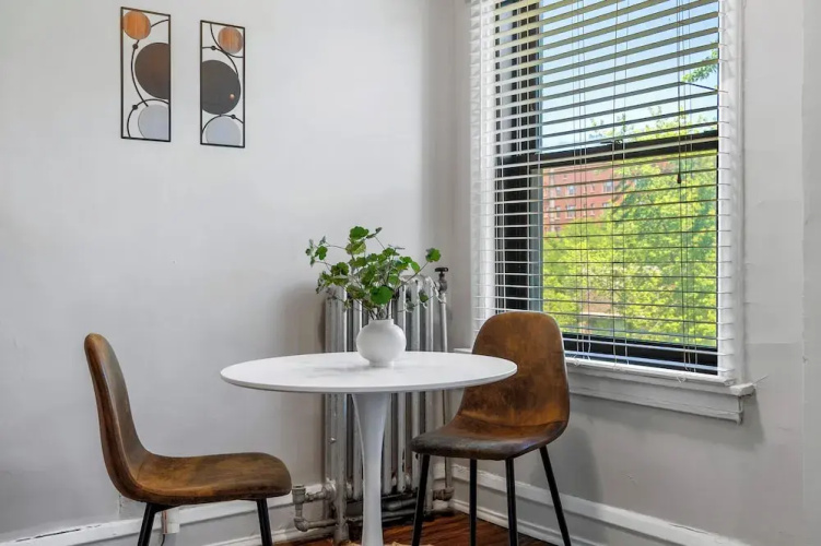 Modern 1BR - Kenwood 501