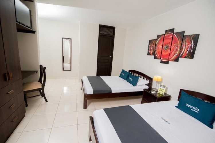 Standard Twin room