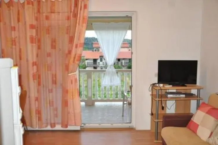 House Lopar (899)