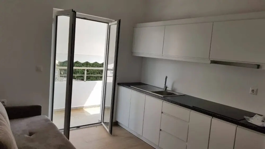 Beautiful Apartments - Perfect Location