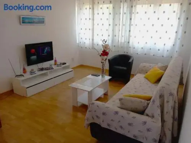 Comfortable And Fully Furbished Apt in Center