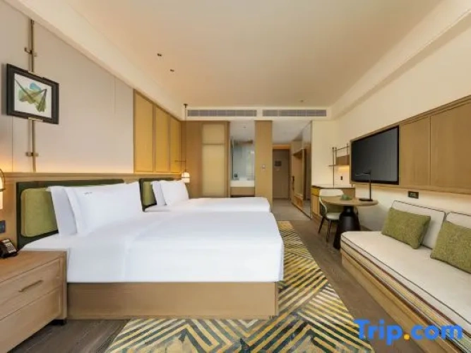 Standard Twin room with garden view