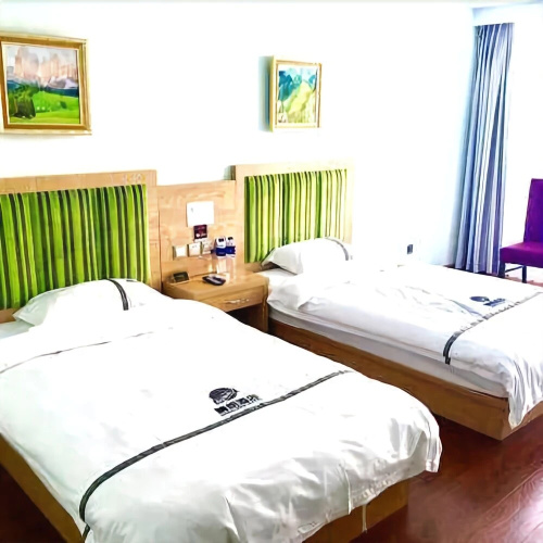 Sunny Hotel