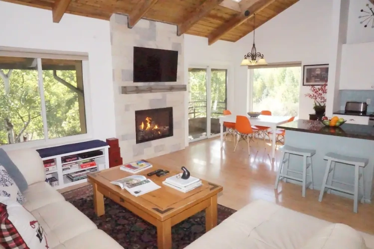 3 Bedrooms Standard room with balcony