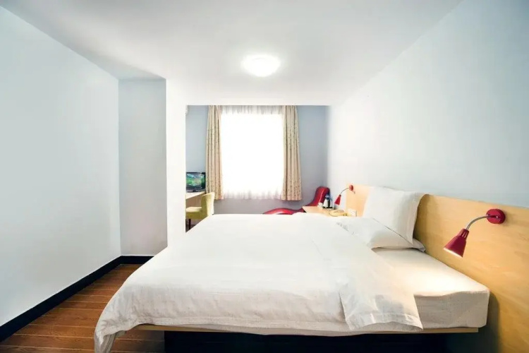 Wenxing Inn Huashi