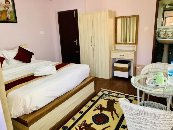 Sherpa Sweet Home
