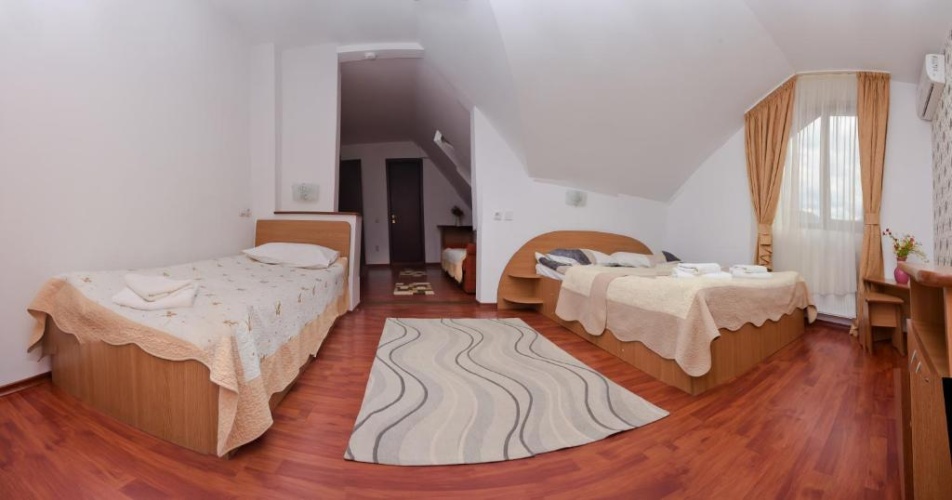 Classic Triple room
