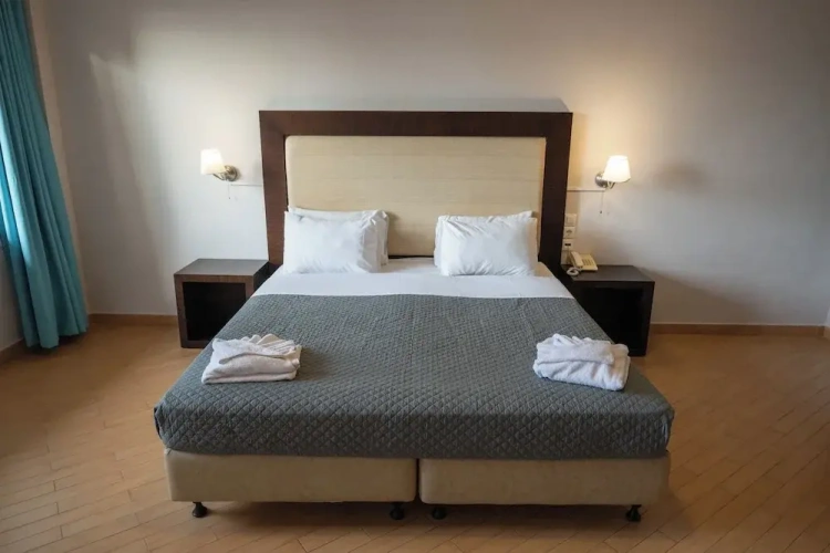 Superior room with balcony and with sea view