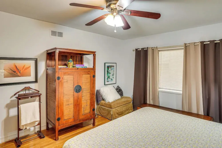 Beachfront Living in Long Beach: 2,500 Sq Ft Condo
