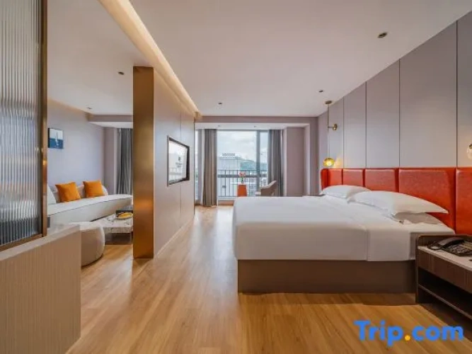 1 Bedroom Luxury Suite