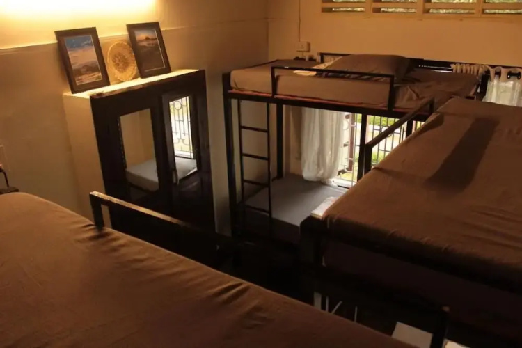 Piggy Hostel Varkala (formerly Short Giraffe)