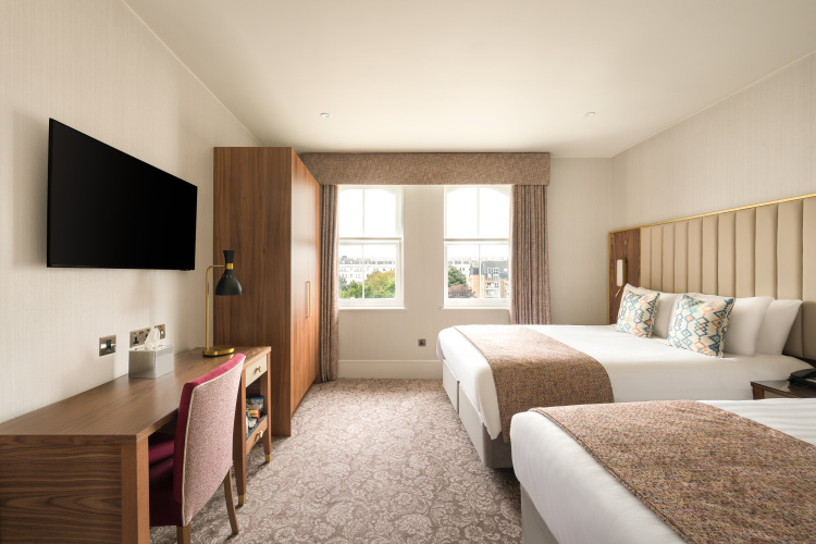 Clifton Hotel