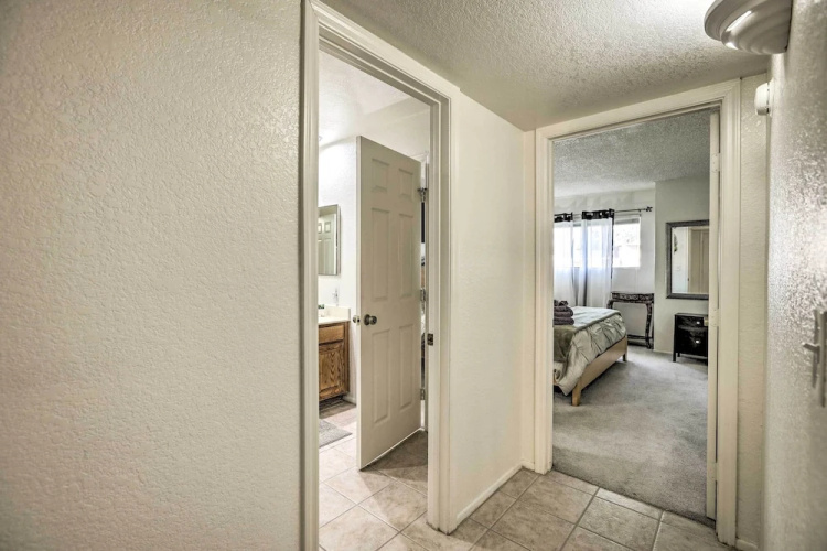 Scottsdale Condo w/ Pool & Hot Tub Access!