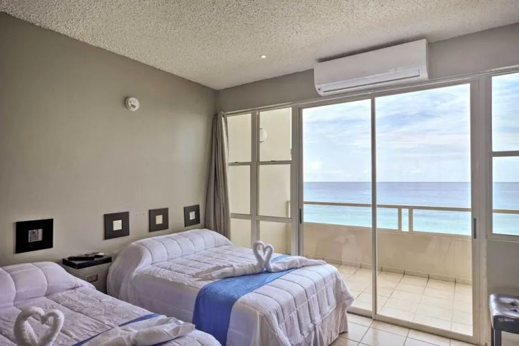 Oceanfront Resort Studio - 2 Mi to Rincon Plaza!