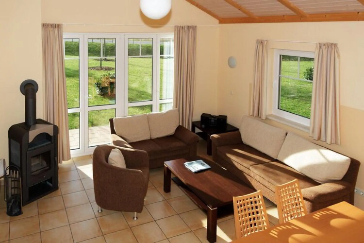 Holiday home in Markkleeberg with a shared pool