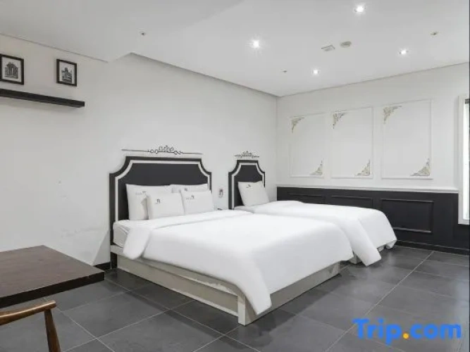 Twin Suite