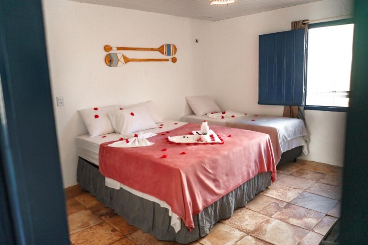 Standard Triple room