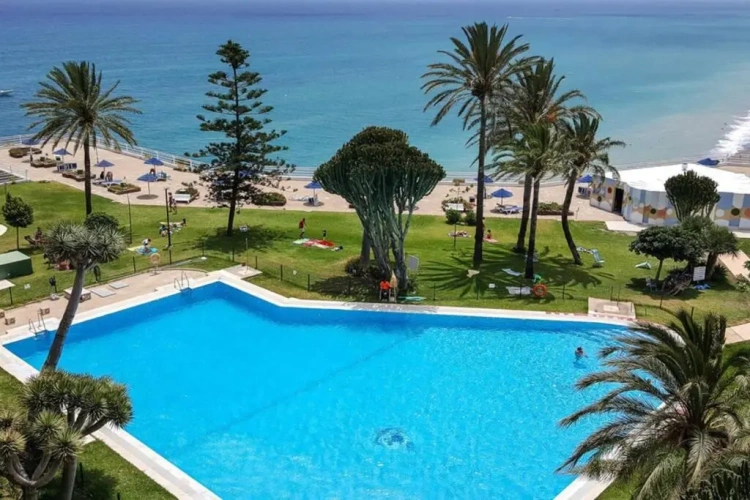 Studio with sea view