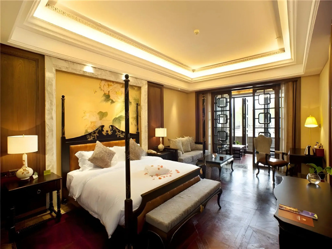 Dockside Boutique Hotel