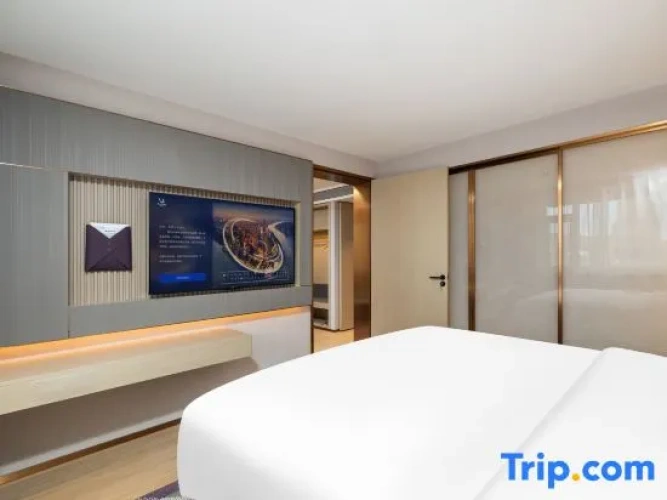 Standard Double Suite